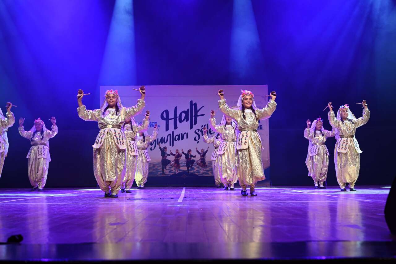 Konya’da 13 ilçe aynı sahnede! Büyük finalde 4 okul zirvede 19